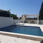 Dragi Villa