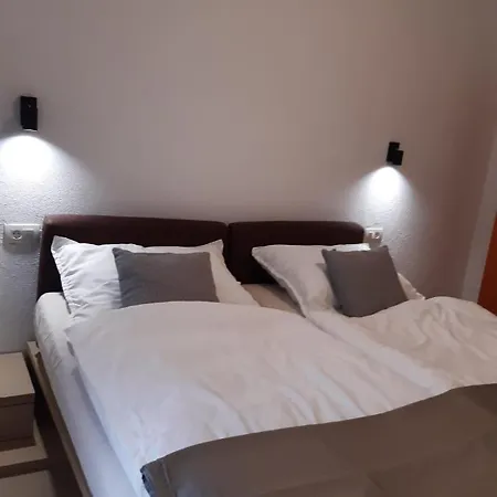 Dragi Villa *