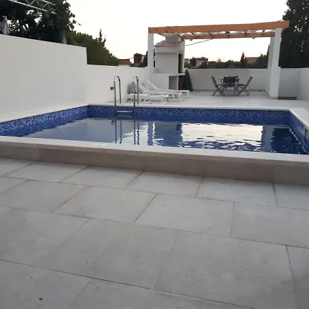 Villa Dragi